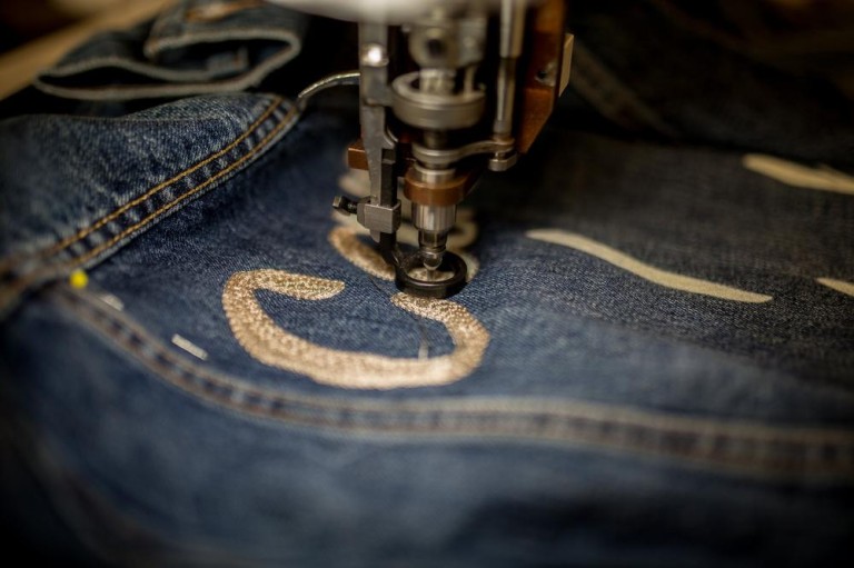 Marquage textile à Saint-André-lez-Lille, quelle technique choisir ?